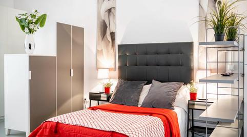 Foto 3 de Estudio de alquiler en Pueblo Nuevo, Madrid