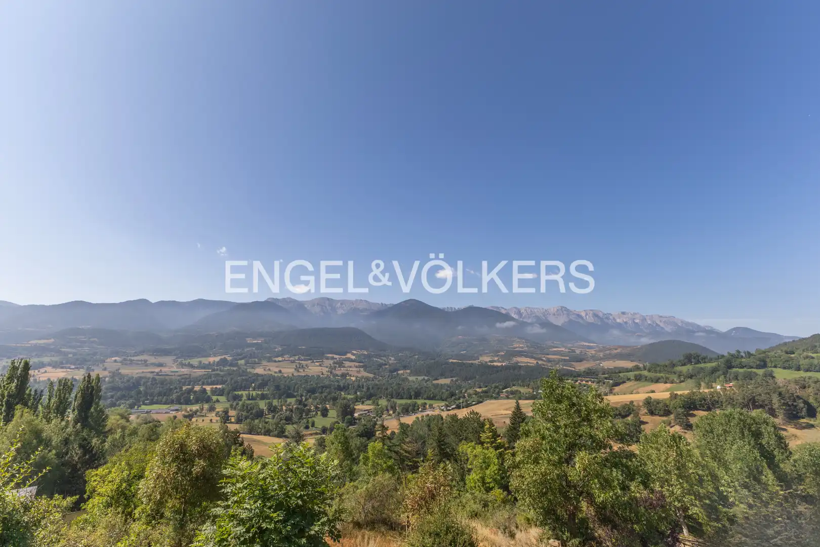 Houses for sale in Prullans  with Air Conditioner, Heating and Private garden