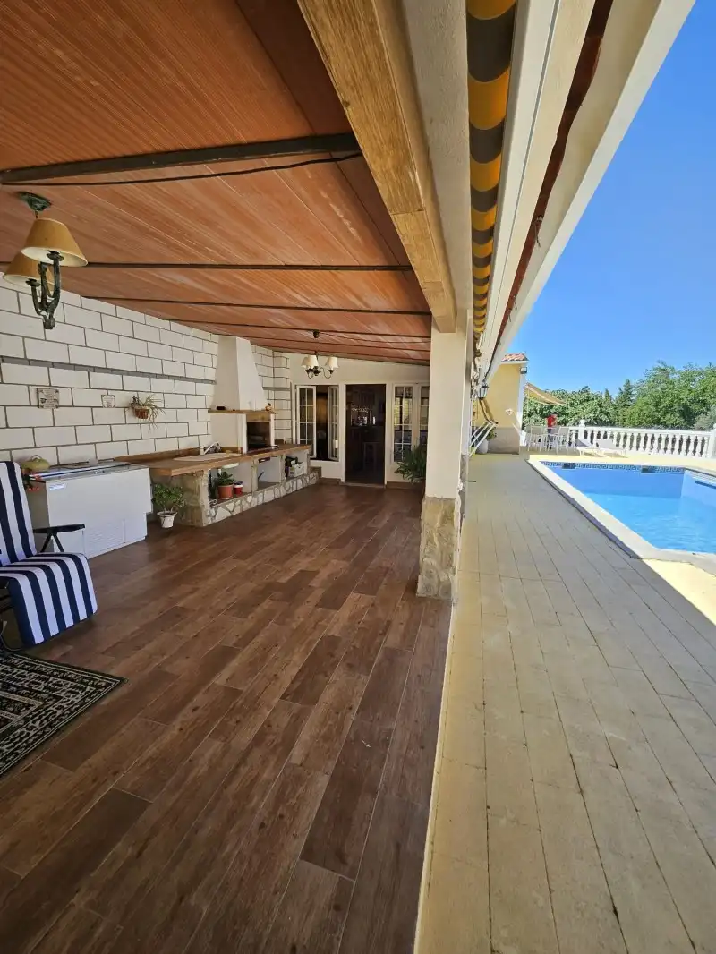 Chalet con terraza en venta en Malpartida de Cáceres, imagen 4