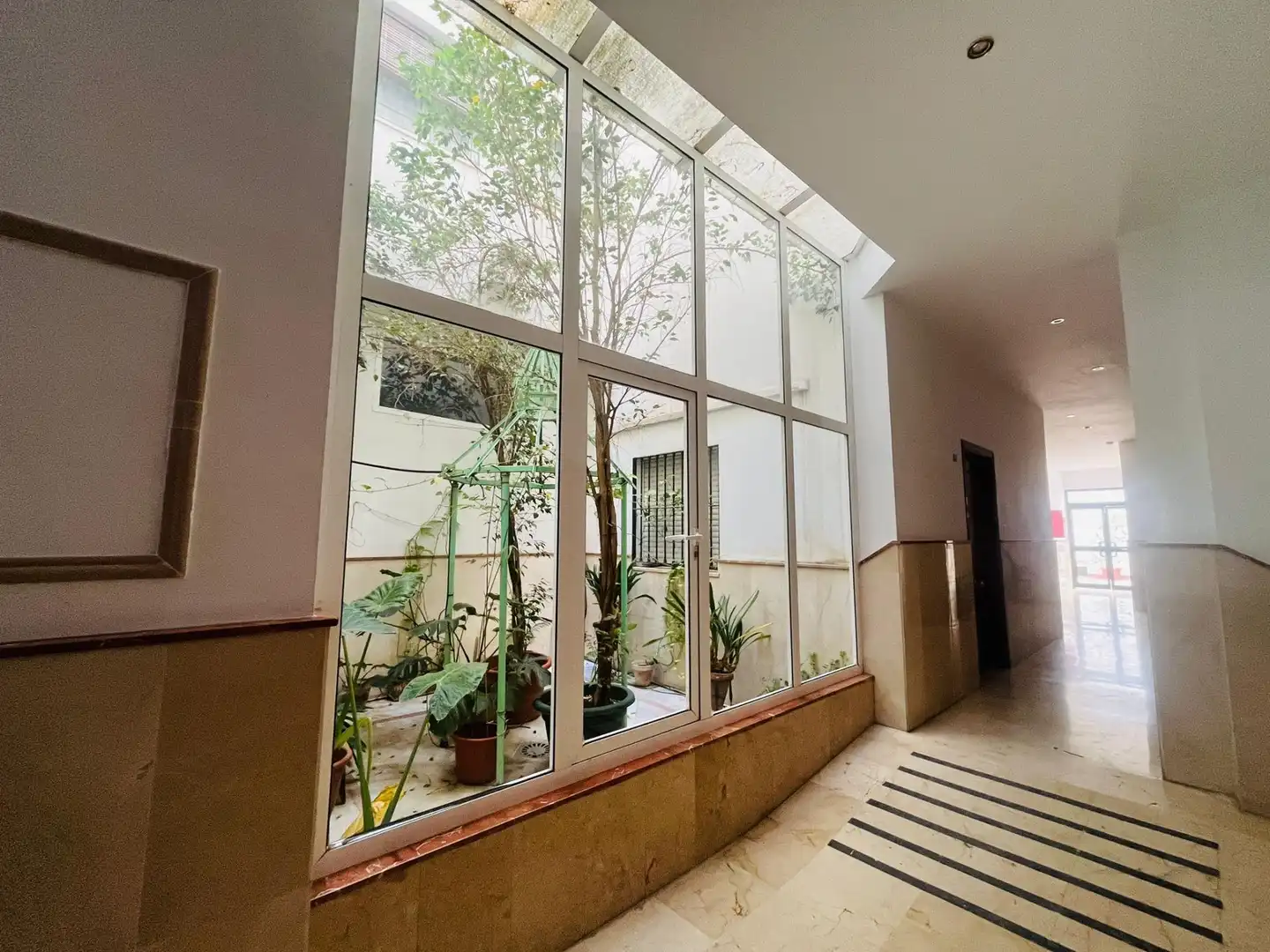 Wohnung zur Miete in  Sevilla Capital mit Klimaanlage