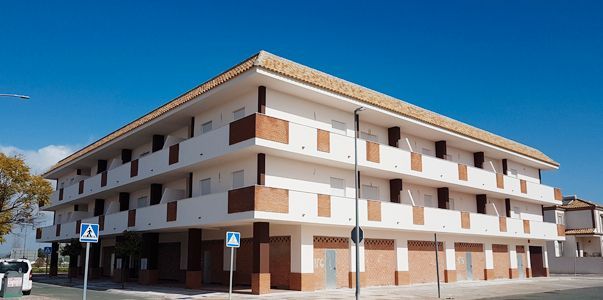 Vista exterior de Local de alquiler en Alcalá del Río