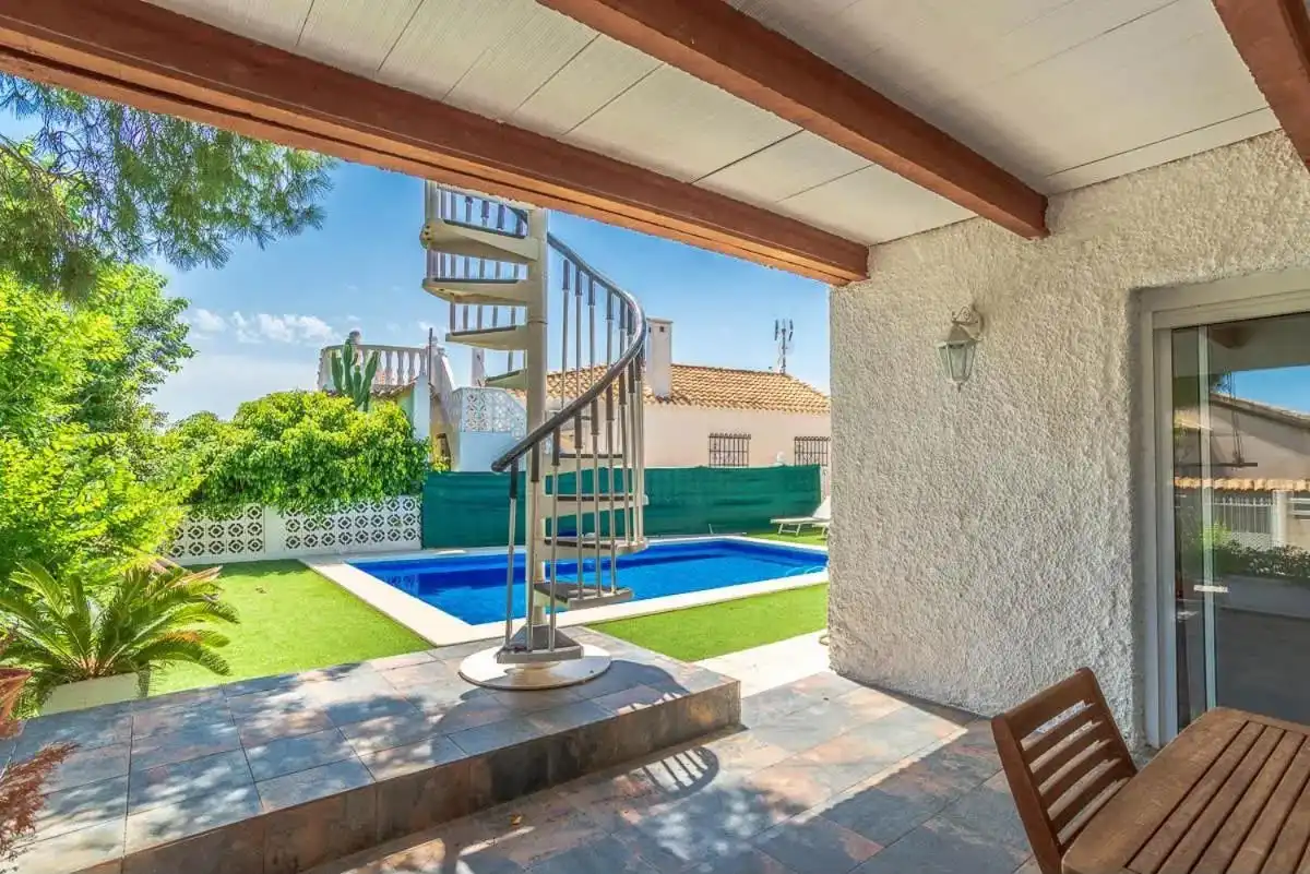 Terrace of Houses for rent in Orihuela  with Terrace, Swimming Pool and Furnished