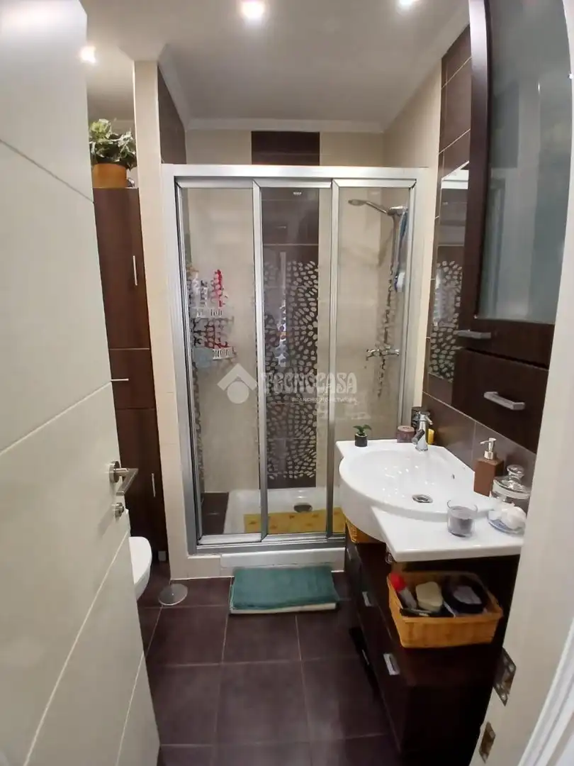 Baño de Piso en venta en Sevilla con Aire acondicionado, Terraza y Balcón