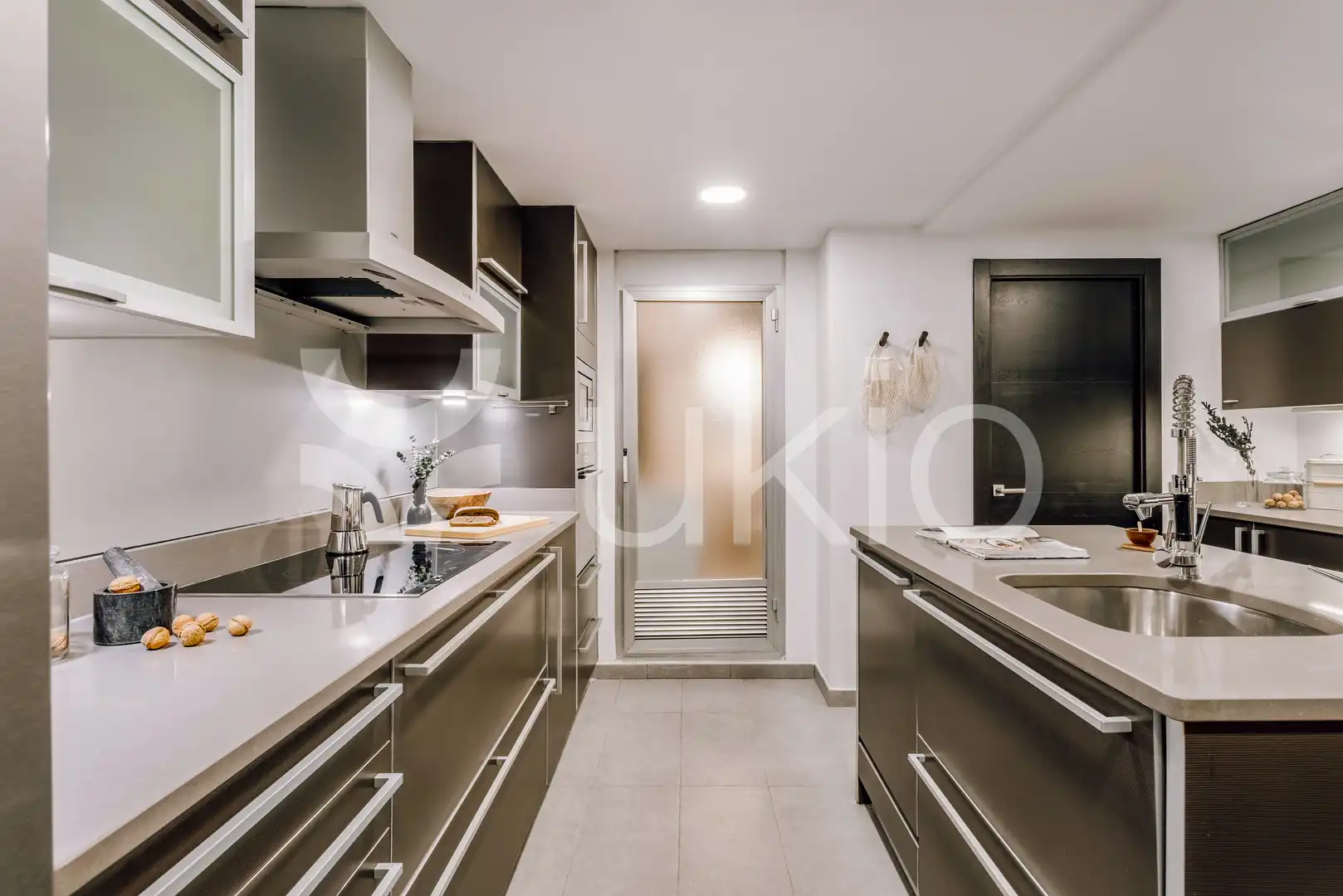 Apartament amb ascensor de lloguer a Calle de Miguel Ángel, imagen 3