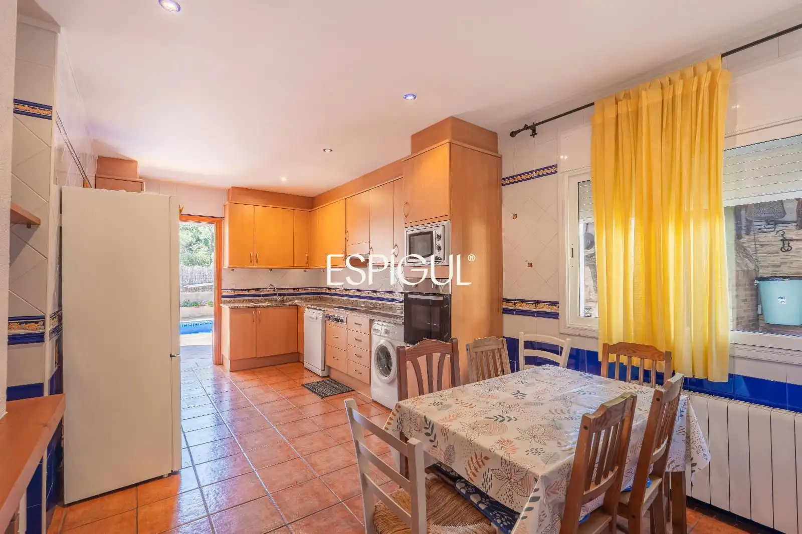 Kitchen of Houses for sale in Lloret de Mar  with Air Conditioner, Heating and Terrace