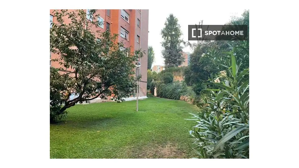 Pis amb terrassa de lloguer a Latina, imagen 11