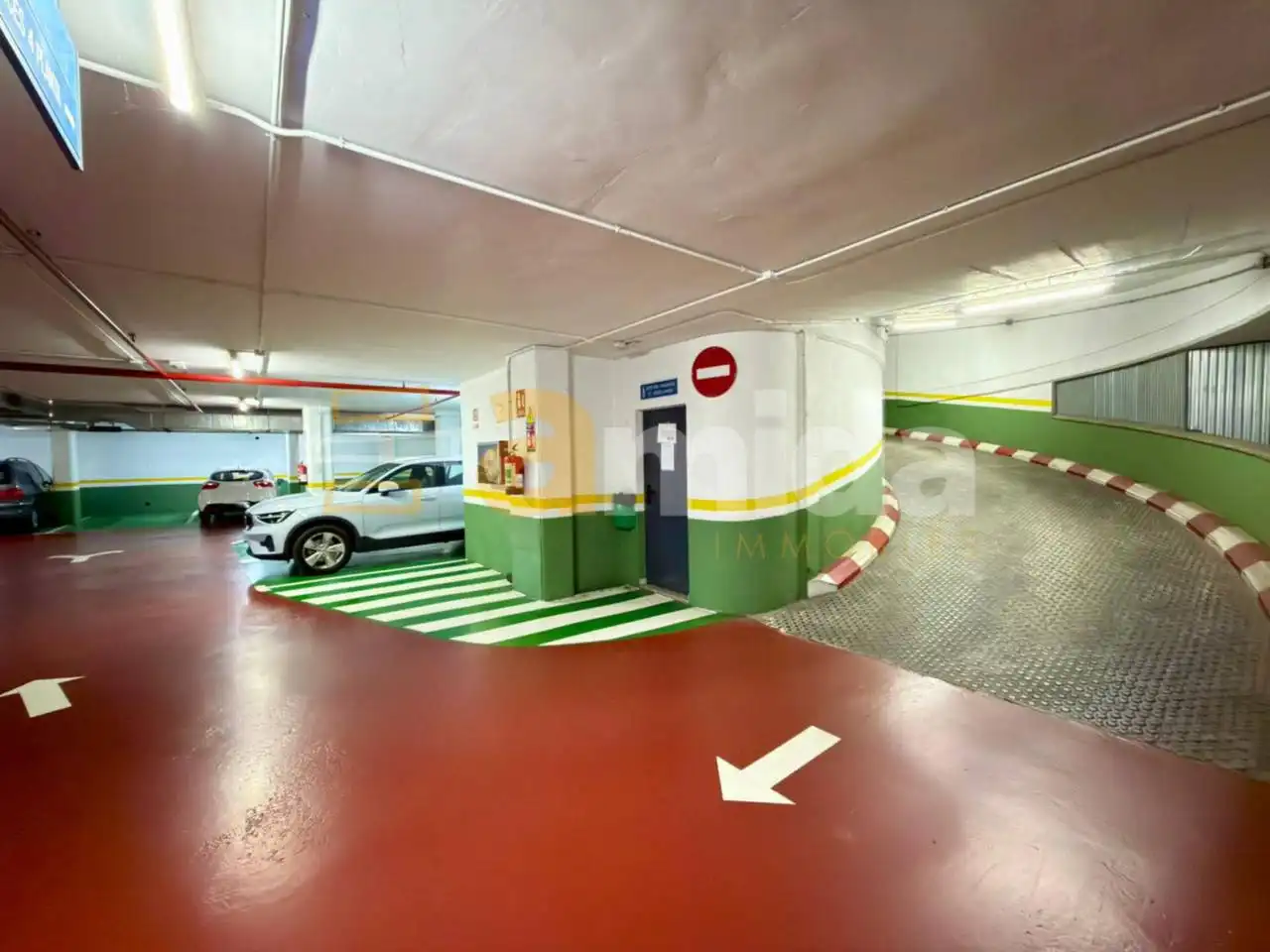 Einzelparkplatz mit Aufzug zur Miete in Centre - Sant Oleguer, imagen 12