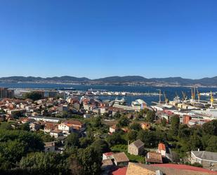 Vista exterior de Àtic en venda en Vigo  amb Terrassa