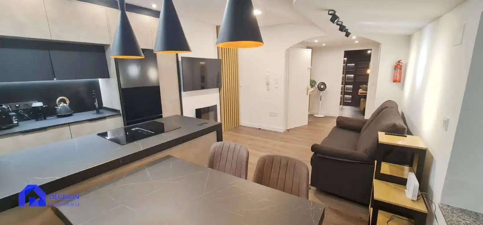 Living room of Flat for rent in Oviedo   with Furnished