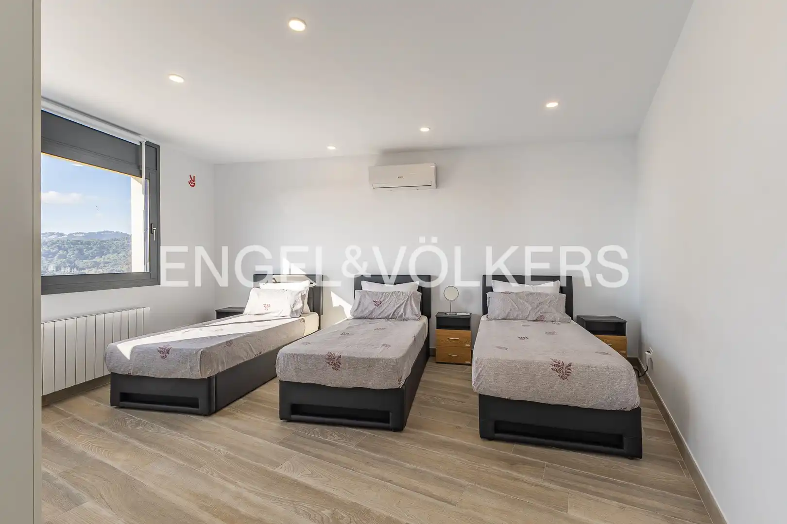 Bedroom of Houses for rent in Santa Susanna  with Air Conditioner, Heating and Private garden
