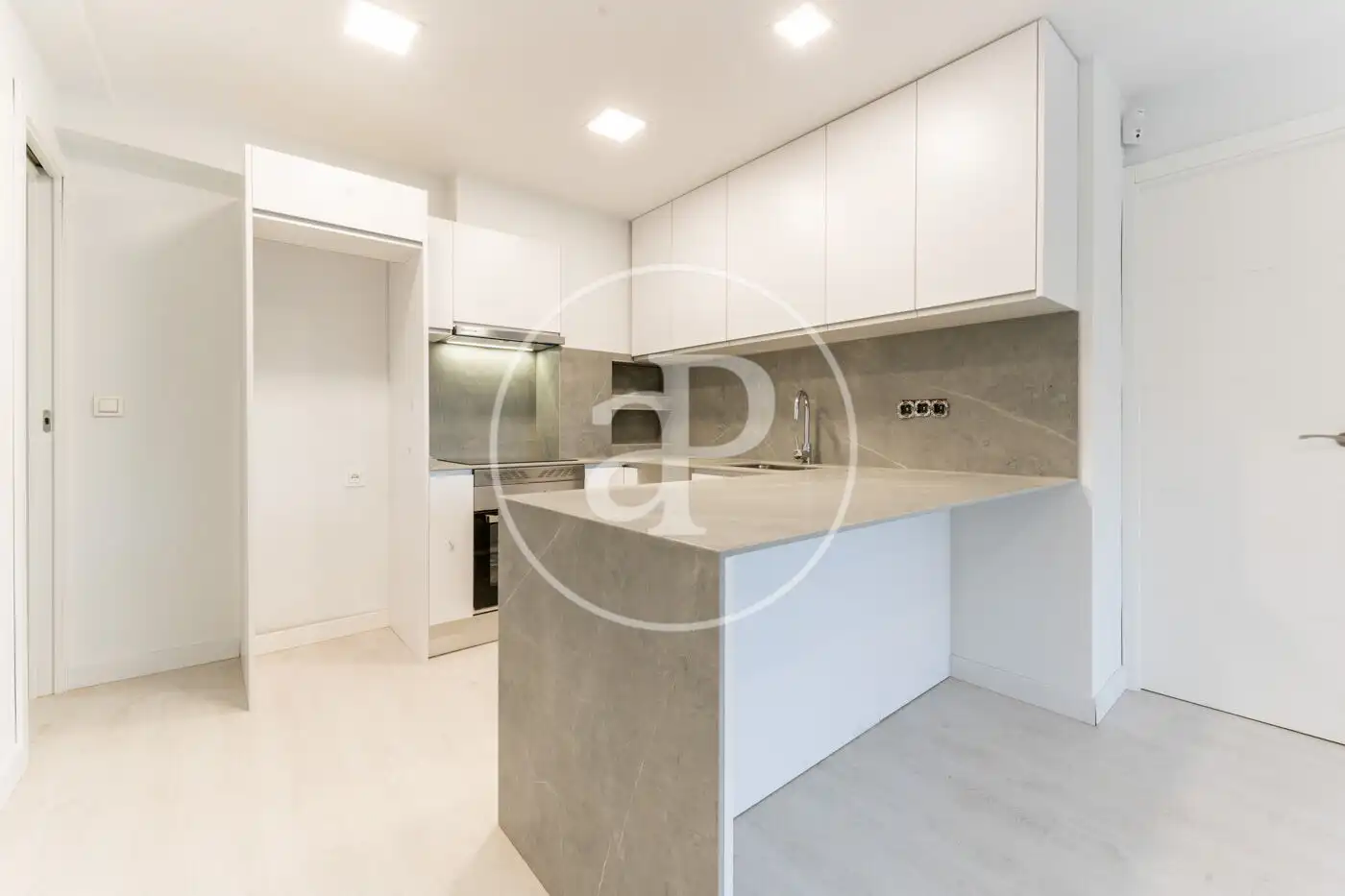 Cocina de Piso en venta en Madrid con Aire acondicionado, Calefacción y Piscina comunitaria