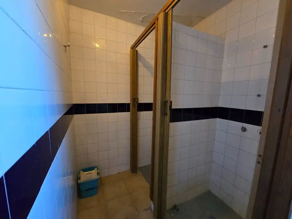Bathroom of Country homes for sale in Jasa  with Heating and Private garden