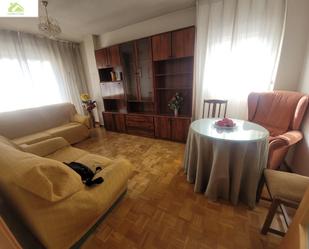 Sala d'estar de Àtic de lloguer en Zamora Capital  amb Aire condicionat, Calefacció i Terrassa
