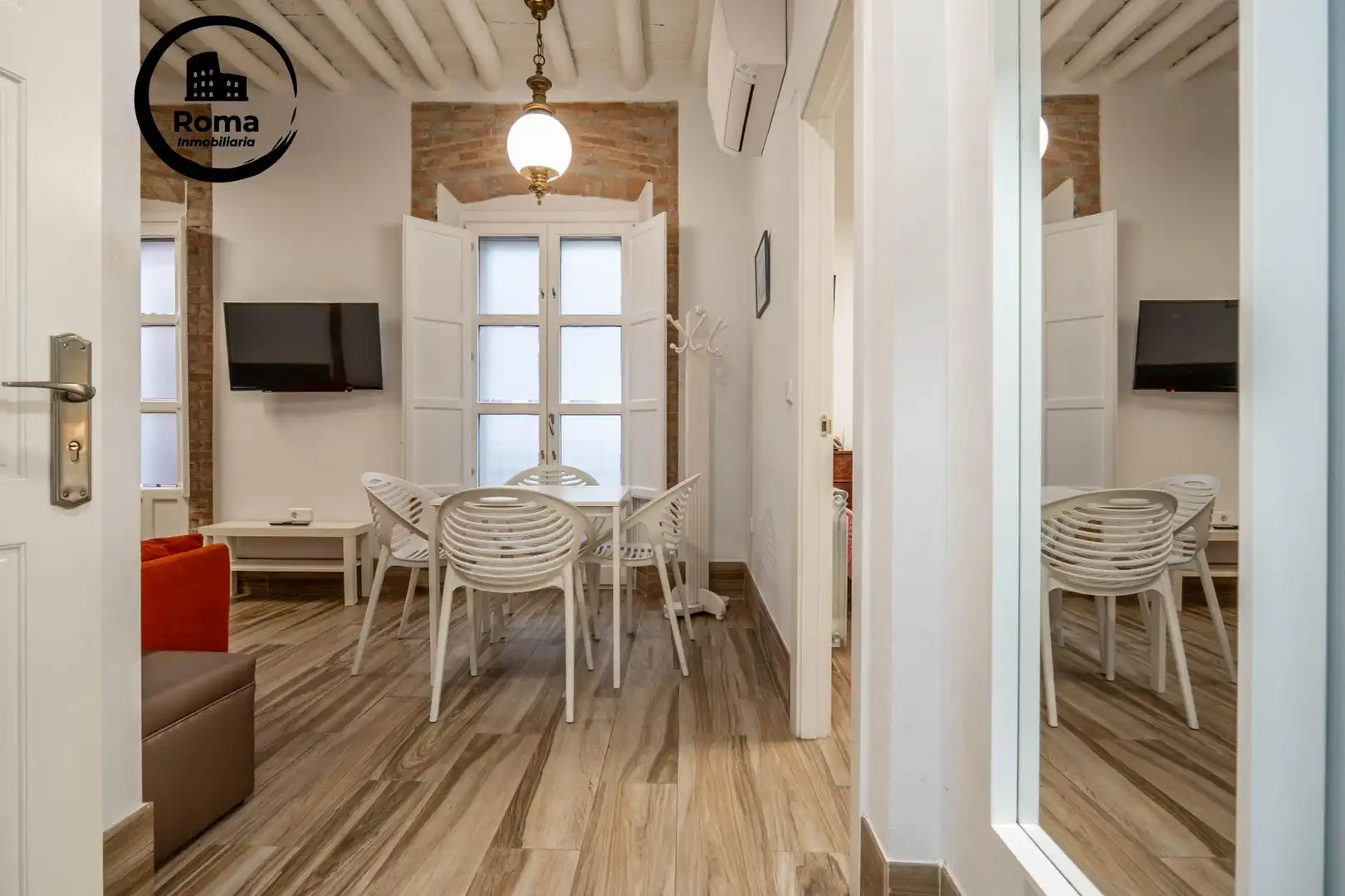Dining room of Houses for sale in Granada  with Air Conditioner, Heating and Furnished
