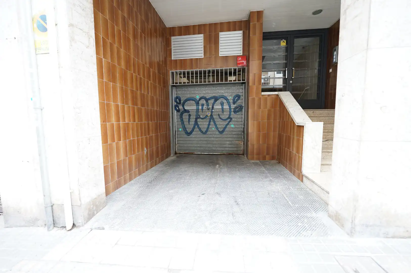 Garage for sale in Barcelona