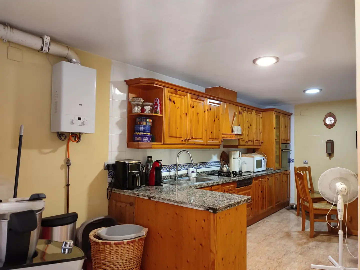Kitchen of Detached homes for sale in Elche / Elx  with Air Conditioner, Heating and Terrace