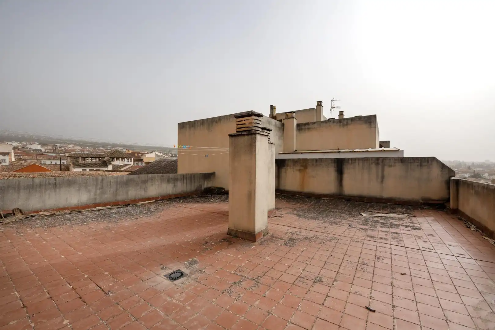 Piso con terraza en venta en Calle GONZALO DE BERCEO 12, imagen 25