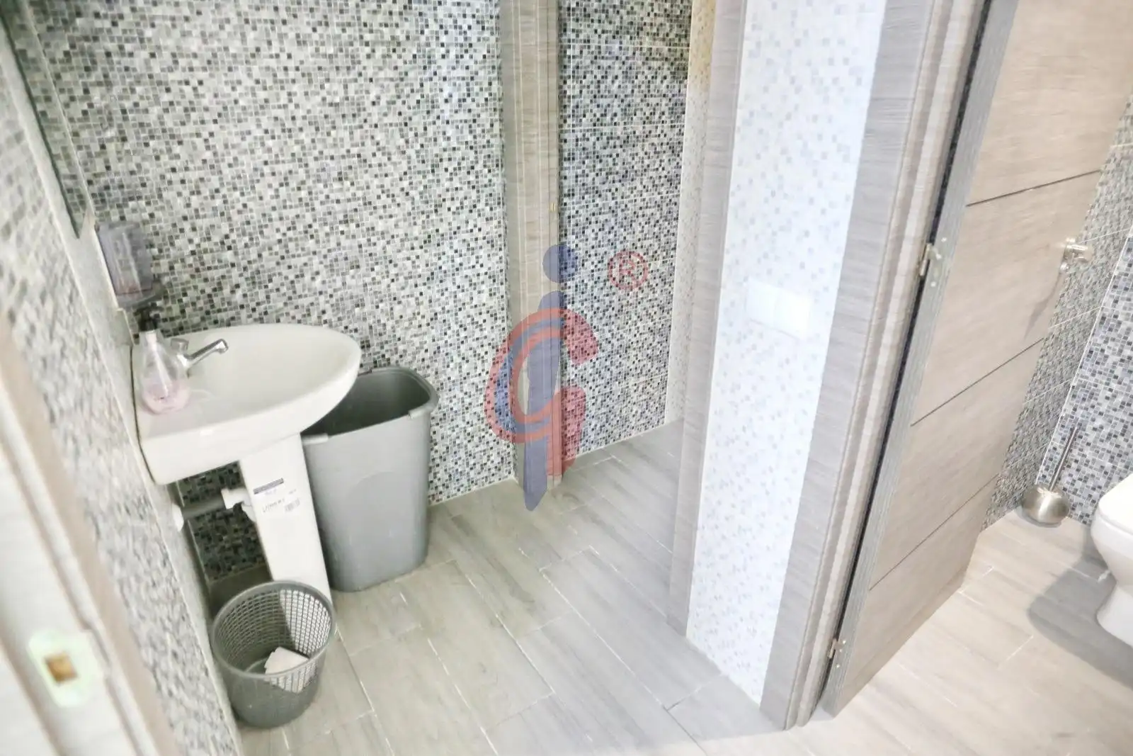 Badezimmer von Fabrikhallen zum Verkauf in Daya Nueva