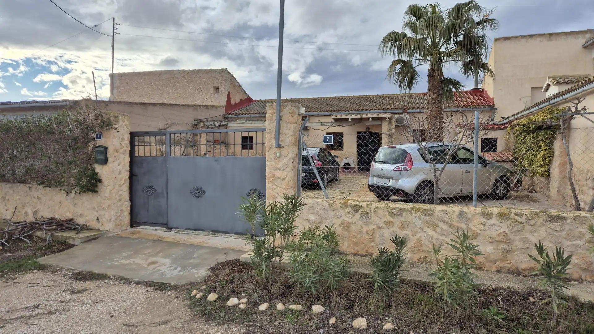 Exterior view of Country homes for sale in El Pinós / Pinoso  with Terrace