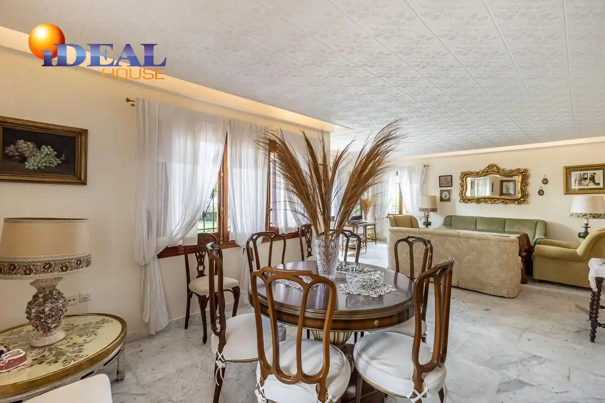 Villa con piscina in vendita a Huétor Vega, imagen 18