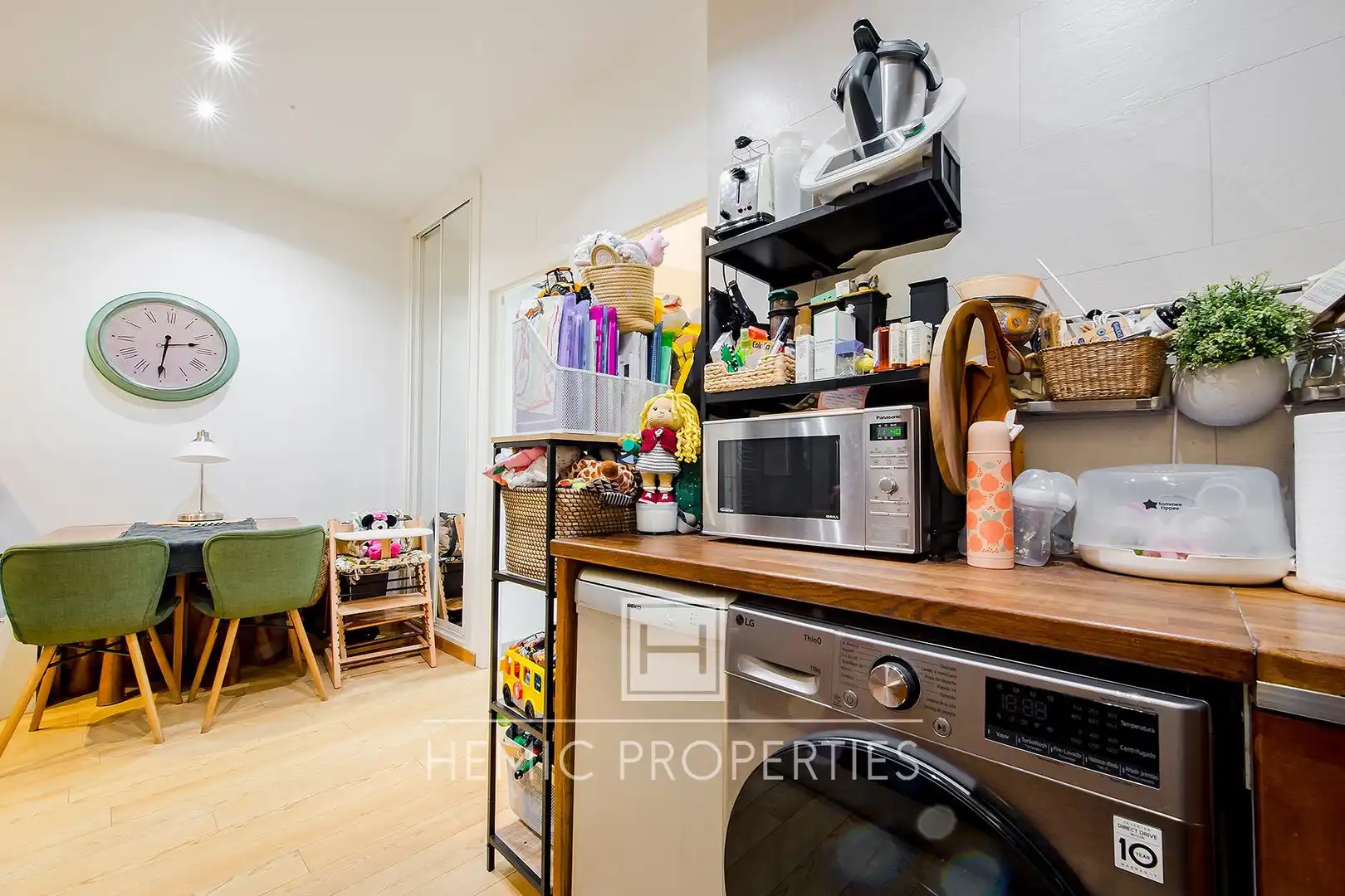 Cocina de Apartamento en venta en Madrid con Aire acondicionado, Calefacción y Parquet