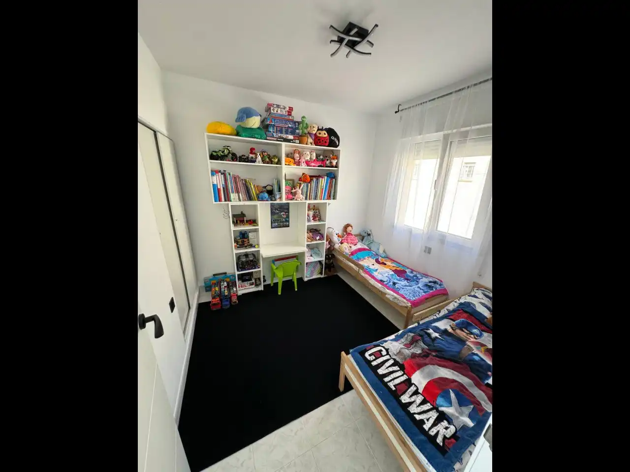 Habitación de Apartamento en venta en Torrevieja con Aire acondicionado, Calefacción y Terraza