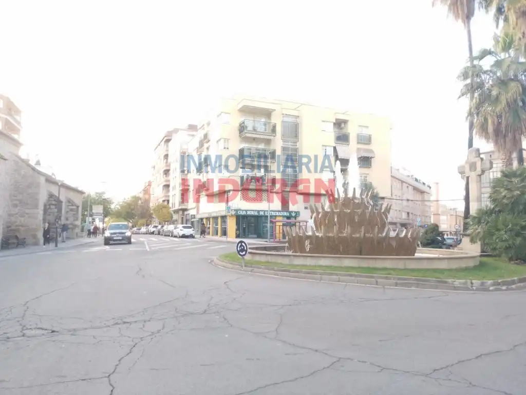 Local comercial de lloguer a Avenida Angustias