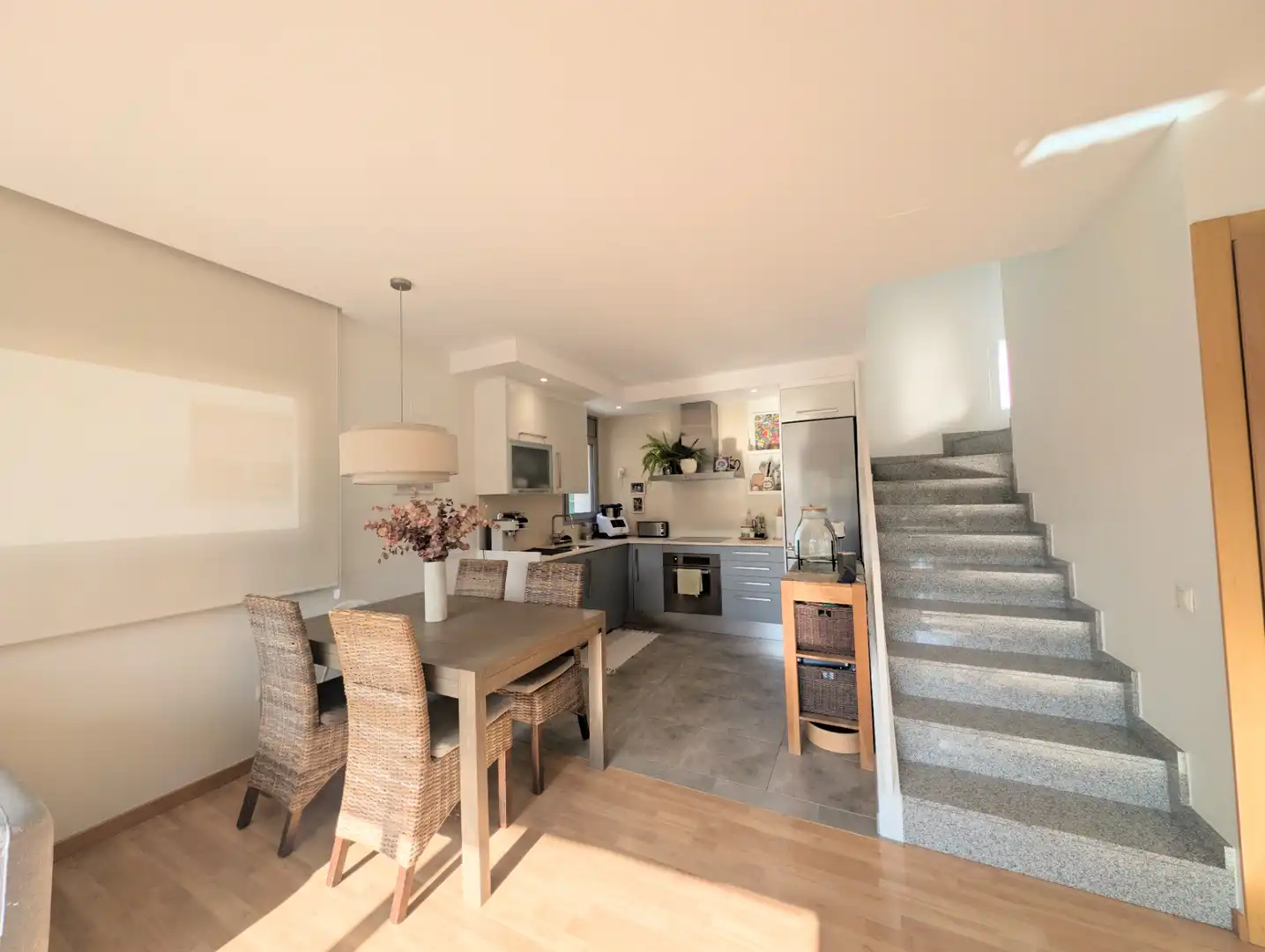 Kitchen of Duplexes for sale in Terrassa  with Air Conditioner and Terrace