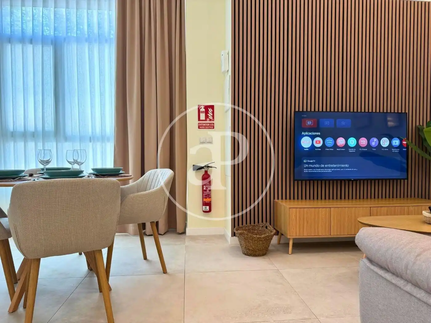 Sala d'estar de Loft de lloguer en Valencia amb Aire condicionat, Calefacció i Moblat