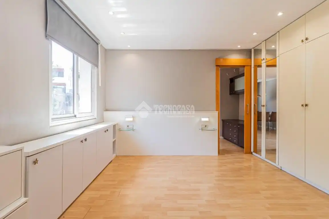 Ático en venta en Sant Cugat del Vallès con Balcón