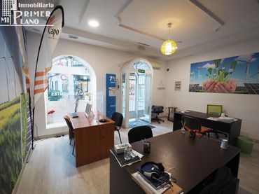 Local comercial de lloguer a Tomelloso