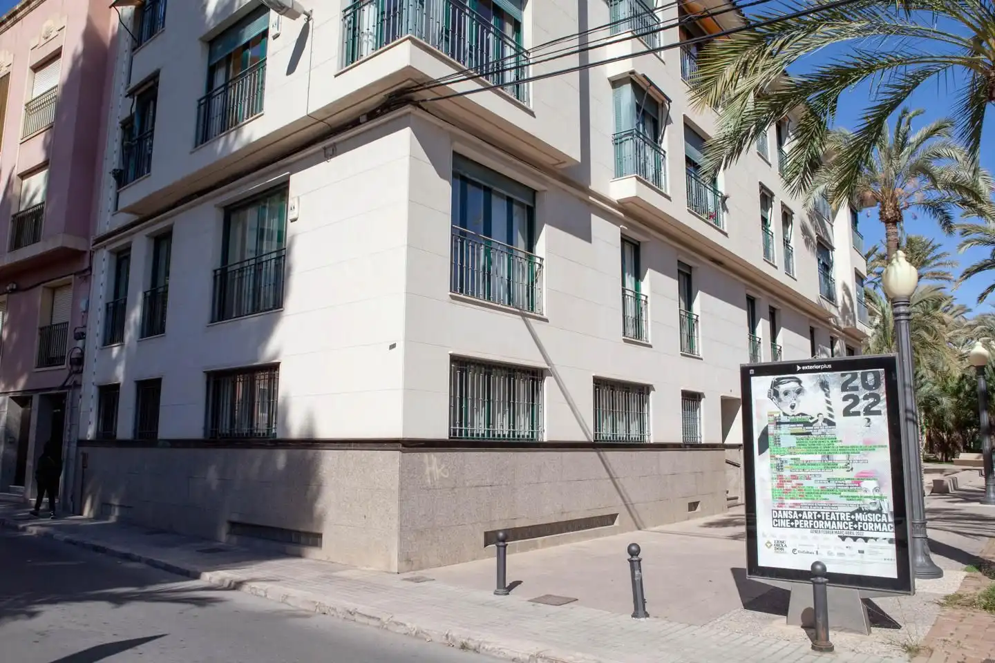 Vista exterior de Piso en venta en Elche / Elx con Aire acondicionado, Calefacción y Parquet