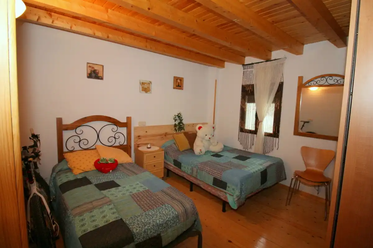 Habitación de Casa o chalet en venta en Arenas de San Pedro con Calefacción, Parquet y Amueblado