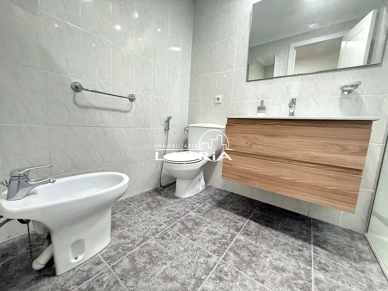 Appartamento con terrazza in affitto a Calle Jose Bea izquierdo, imagen 18