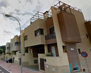 Vista exterior de Casa adosada en venda en  Almería Capital amb Aire condicionat i Terrassa