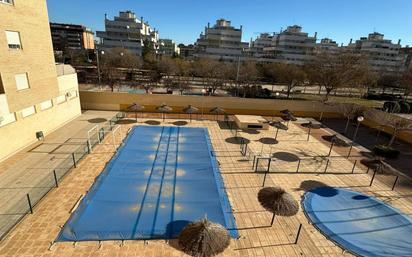 Piscina de Pis en venda en  Albacete Capital amb Aire condicionat, Calefacció i Traster