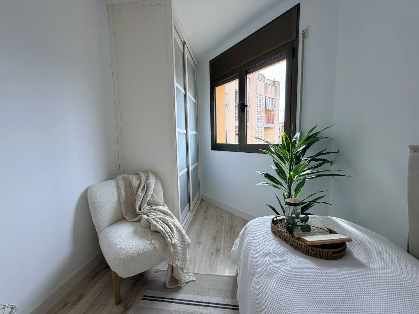 Flat with terrace for sale in Joan Maragall 16, imagen 11