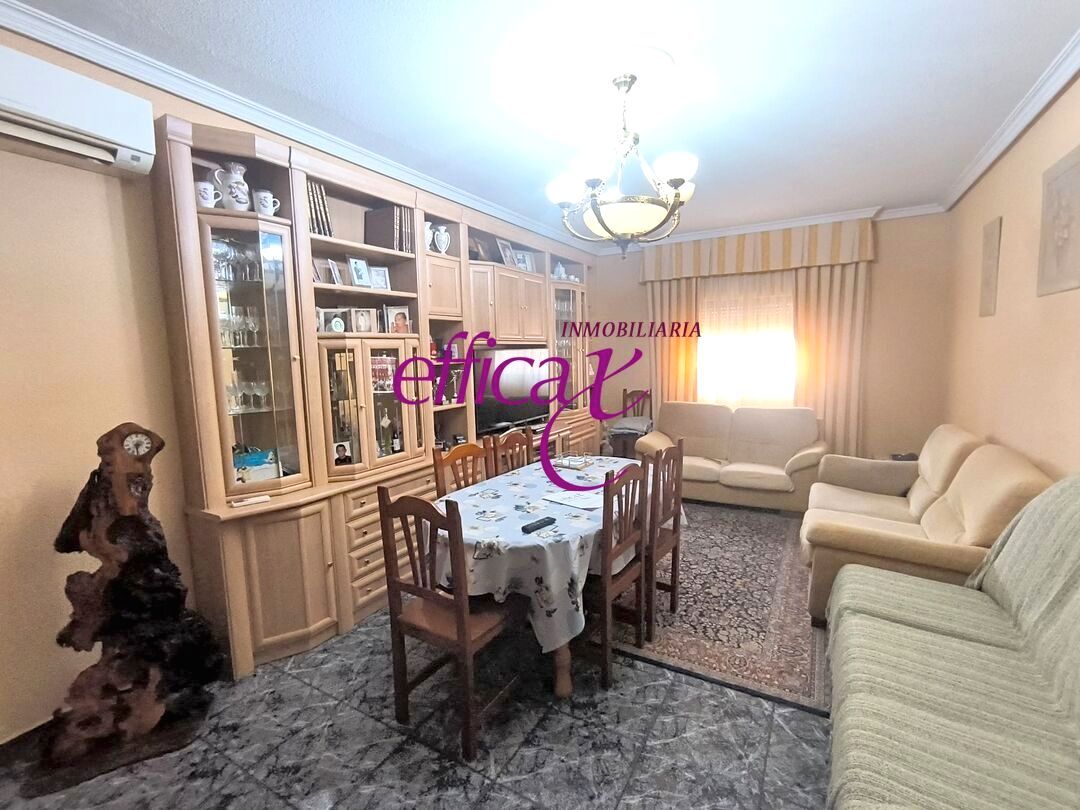 Menjador de Casa o xalet en venda en Burujón amb Calefacció