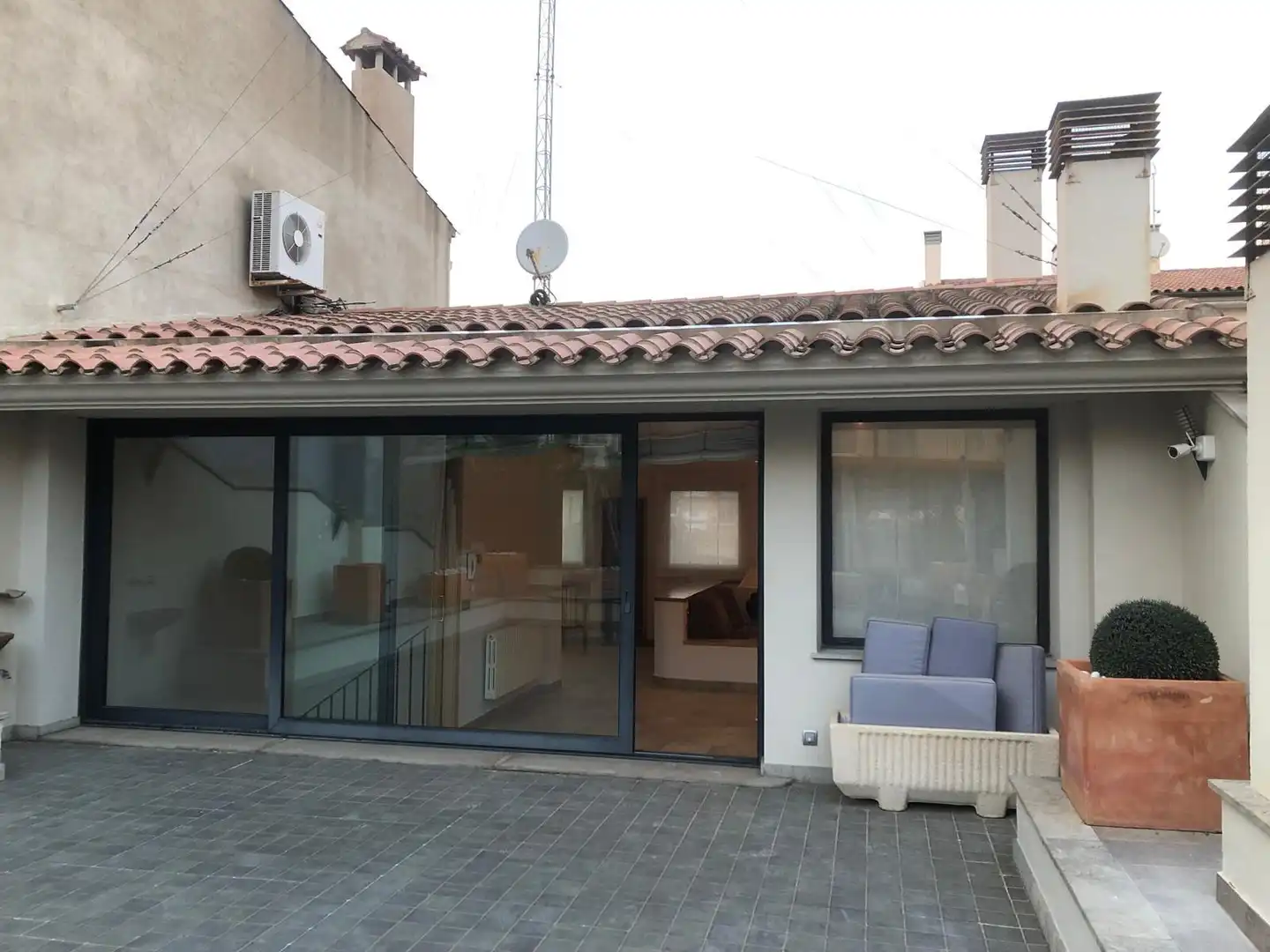 Terraza de Casa adosada de alquiler en Figueres con Calefacción, Jardín privado y Terraza