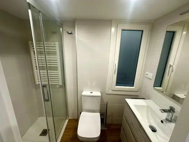 Bathroom of Flat for rent in Burgos  with Heating and Balcony