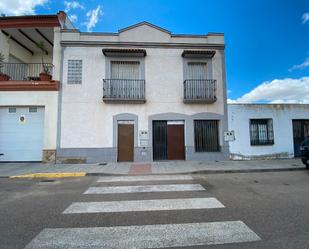 Vista exterior de Pis en venda en Valdelacalzada