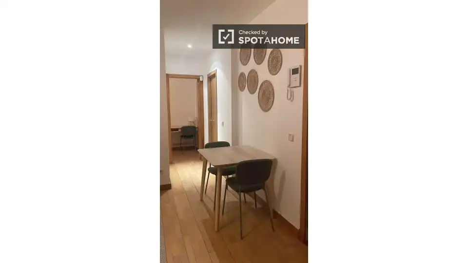 Exterior view of Flat for rent in Madrid  with Air Conditioner, Heating and Furnished