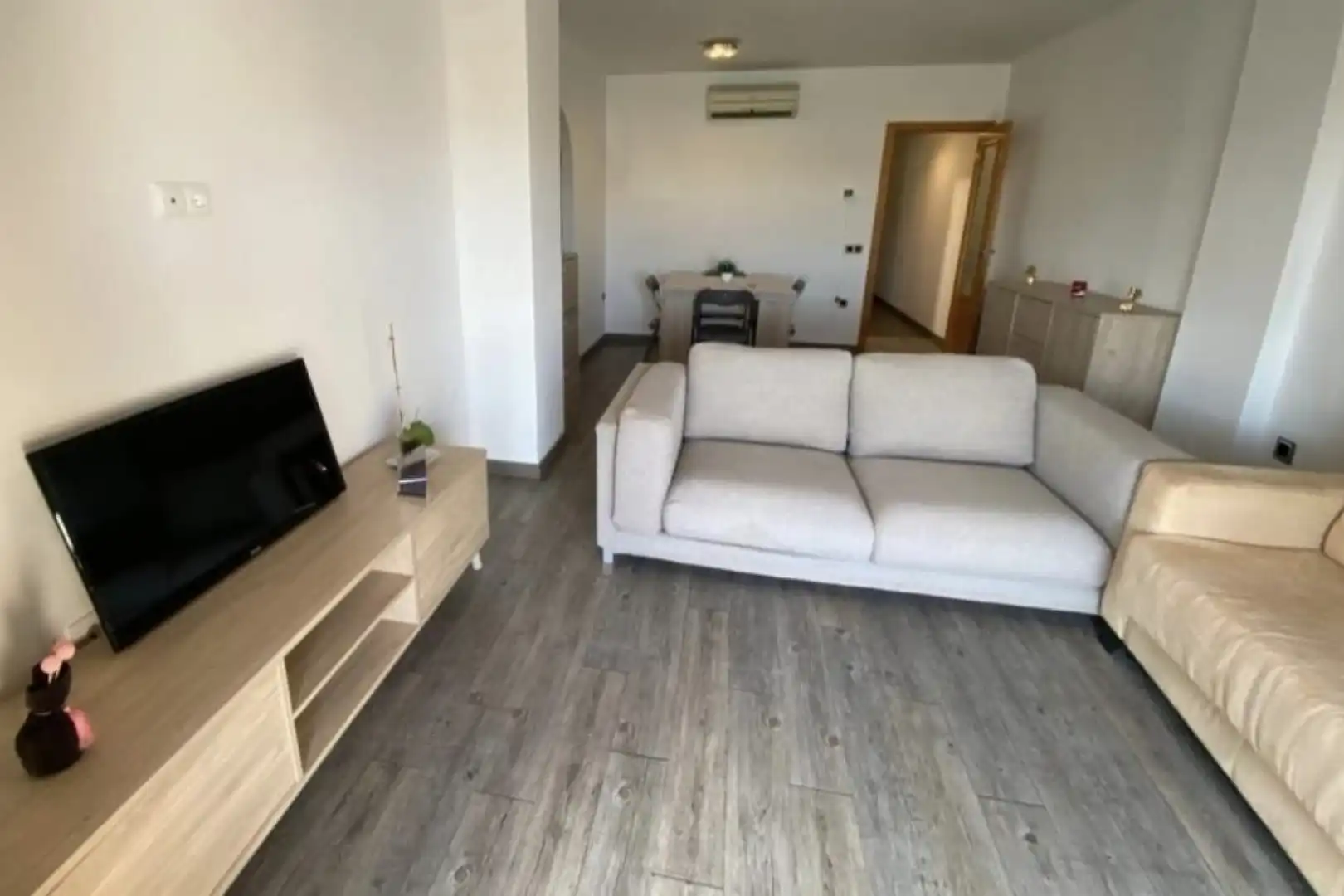 Sala de estar de Piso en venta en Calpe / Calp con Calefacción, Terraza y Amueblado