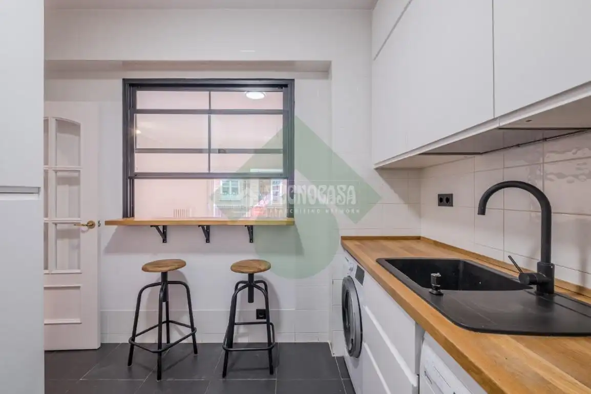 Cocina de Piso de alquiler en Madrid con Aire acondicionado