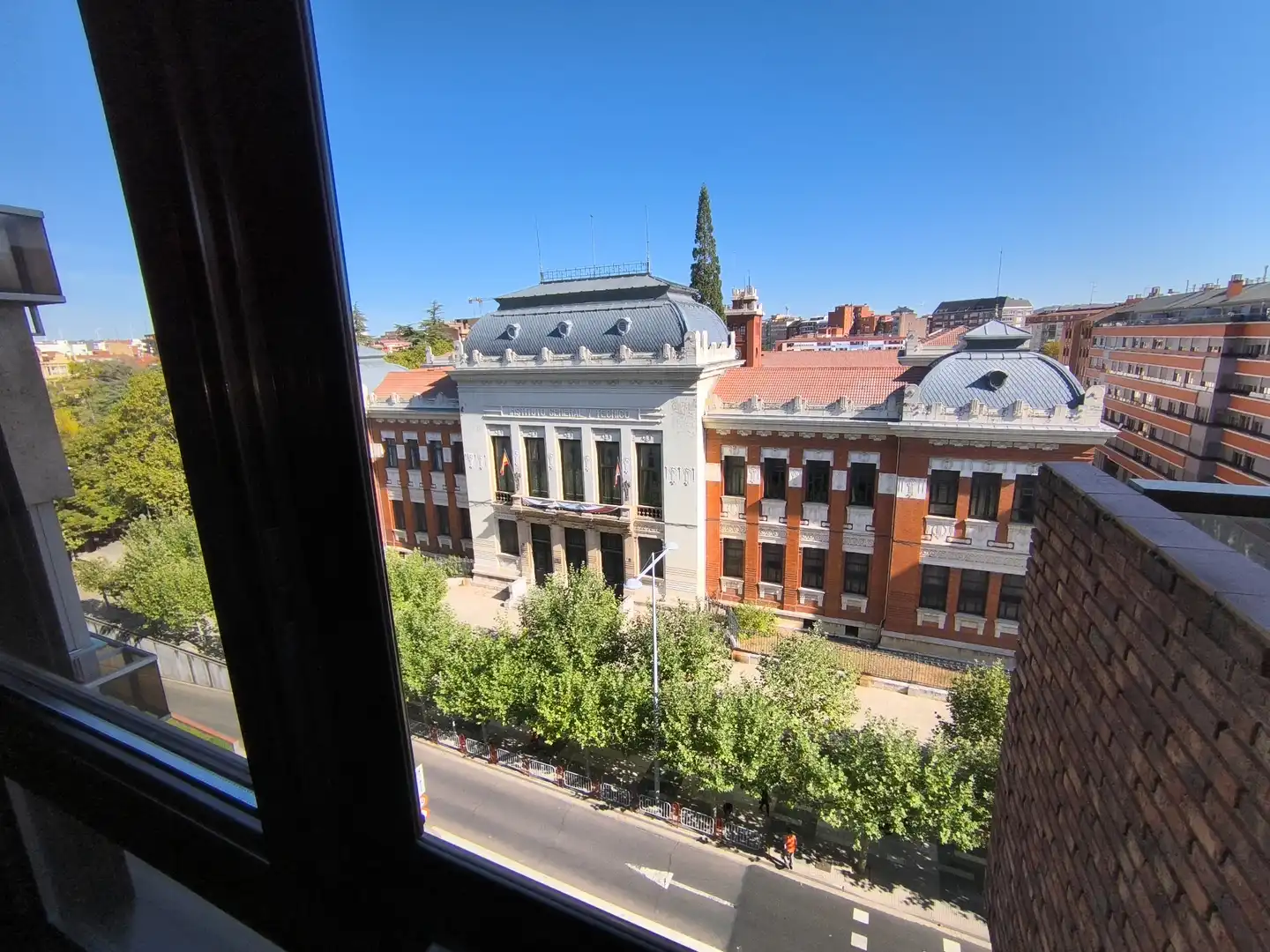 Außenansicht von Wohnung zum Verkauf in Palencia mit Heizung, Terrasse und Ofen