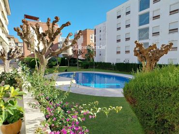 Piso con piscina en venta en Cossetania
