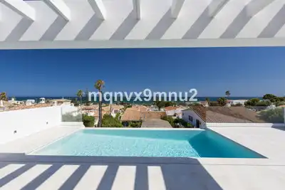 Chalet con piscina en venta en El Faro de Calaburra - Chaparral, imagen 48