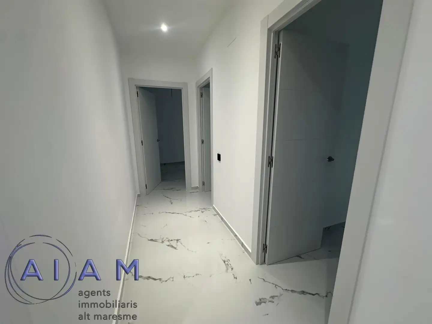 Flat with terrace for sale in Calle del Ponent, imagen 8