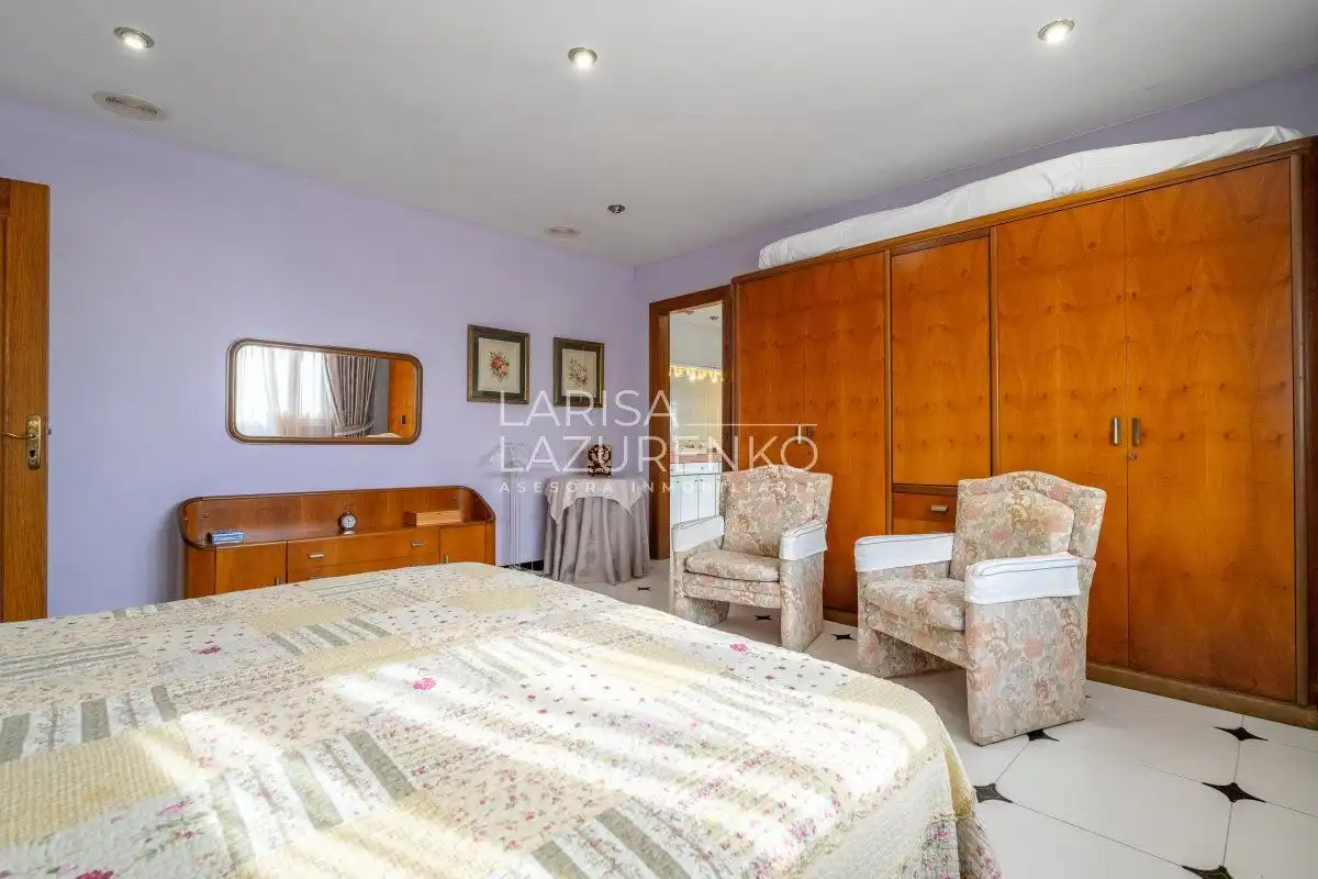 Dormitori de Casa o xalet en venda en Tarragona amb Aire condicionat, Calefacció i Jardí privat