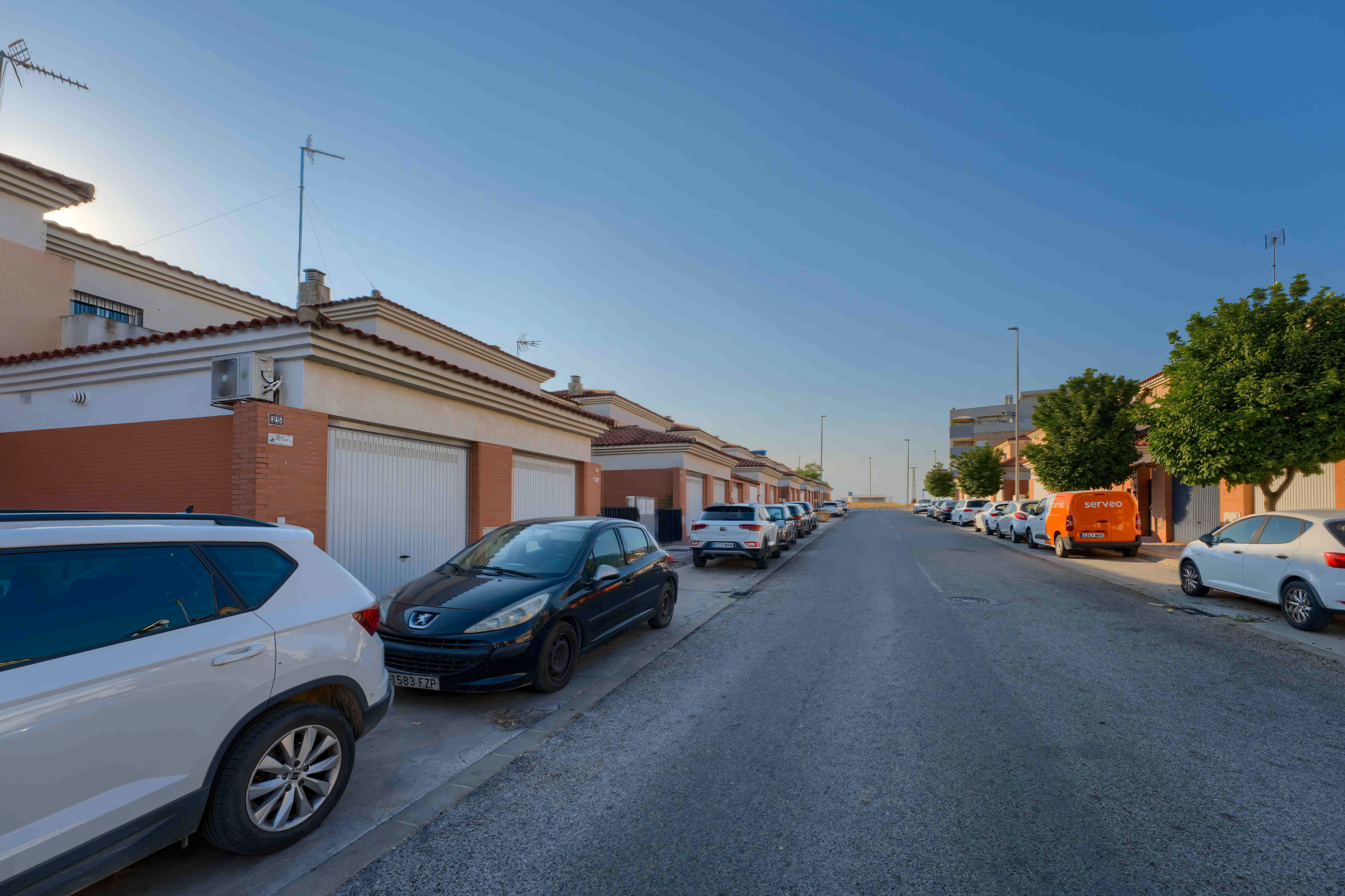 Exterior view of Single-family semi-detached for sale in Almensilla  with Terrace